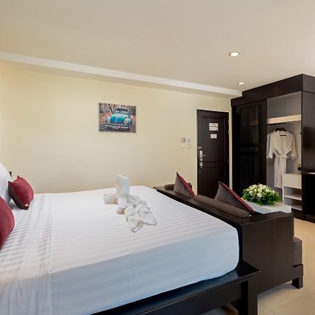 Baramee Resortel Patong Kültér fotó