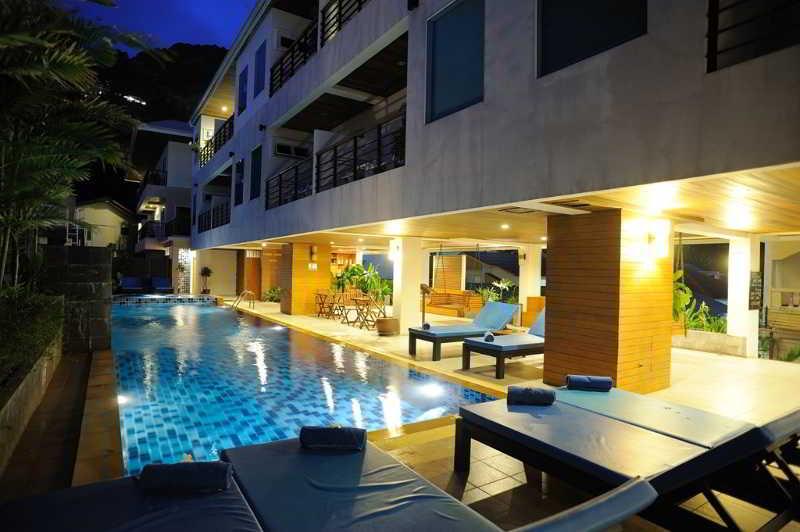 Baramee Resortel Patong Kültér fotó