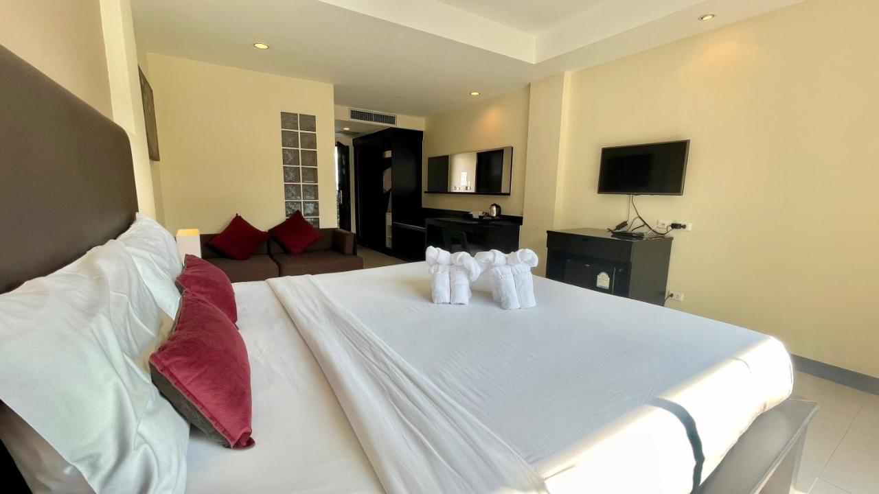 Baramee Resortel Patong Kültér fotó