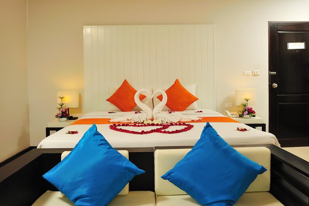 Baramee Resortel Patong Kültér fotó
