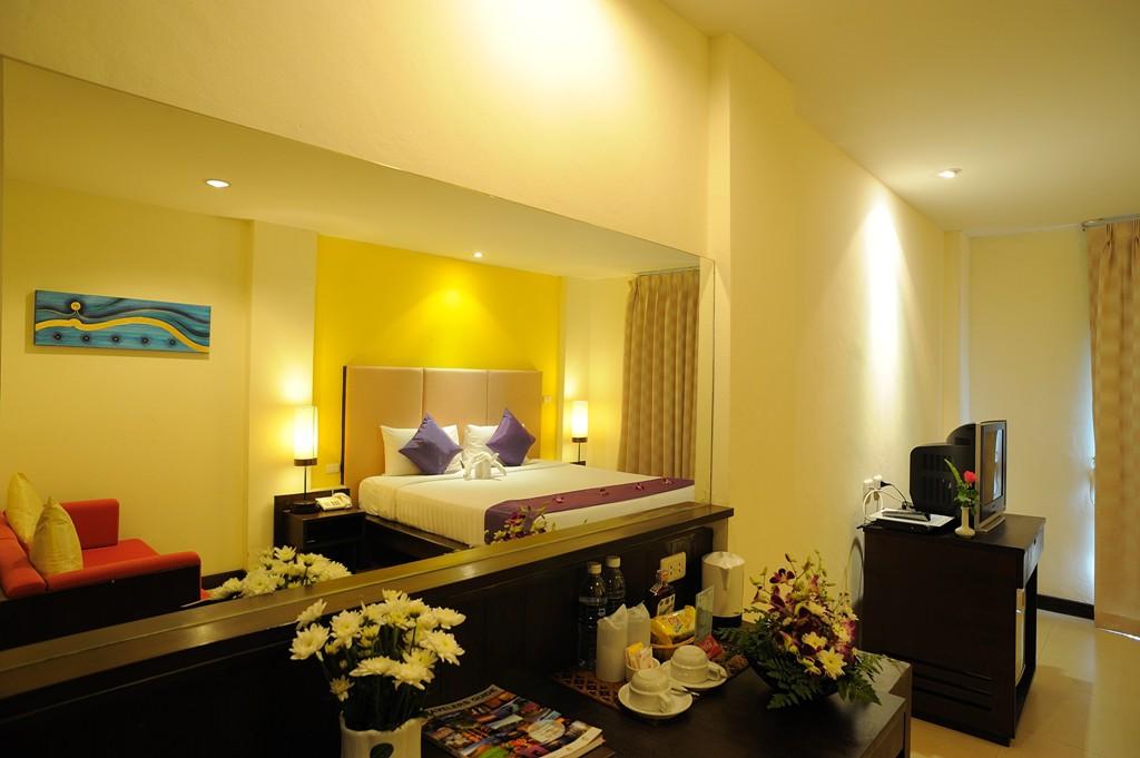 Baramee Resortel Patong Kültér fotó