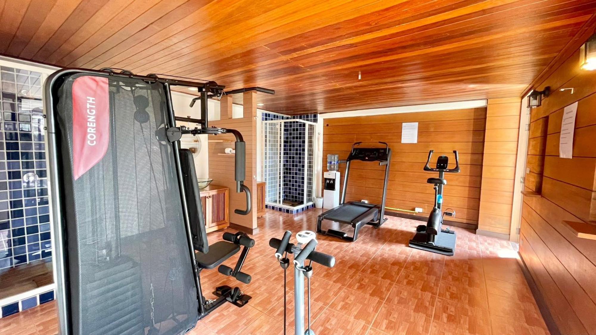 Baramee Resortel Patong Kültér fotó